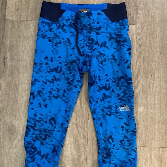 NEW! The NORTH FACE Capri Tights XS BLUE - Picture 1 of 4